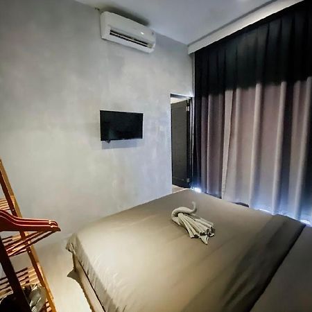 Escotel Krisnantara Canggu  Ngoại thất bức ảnh