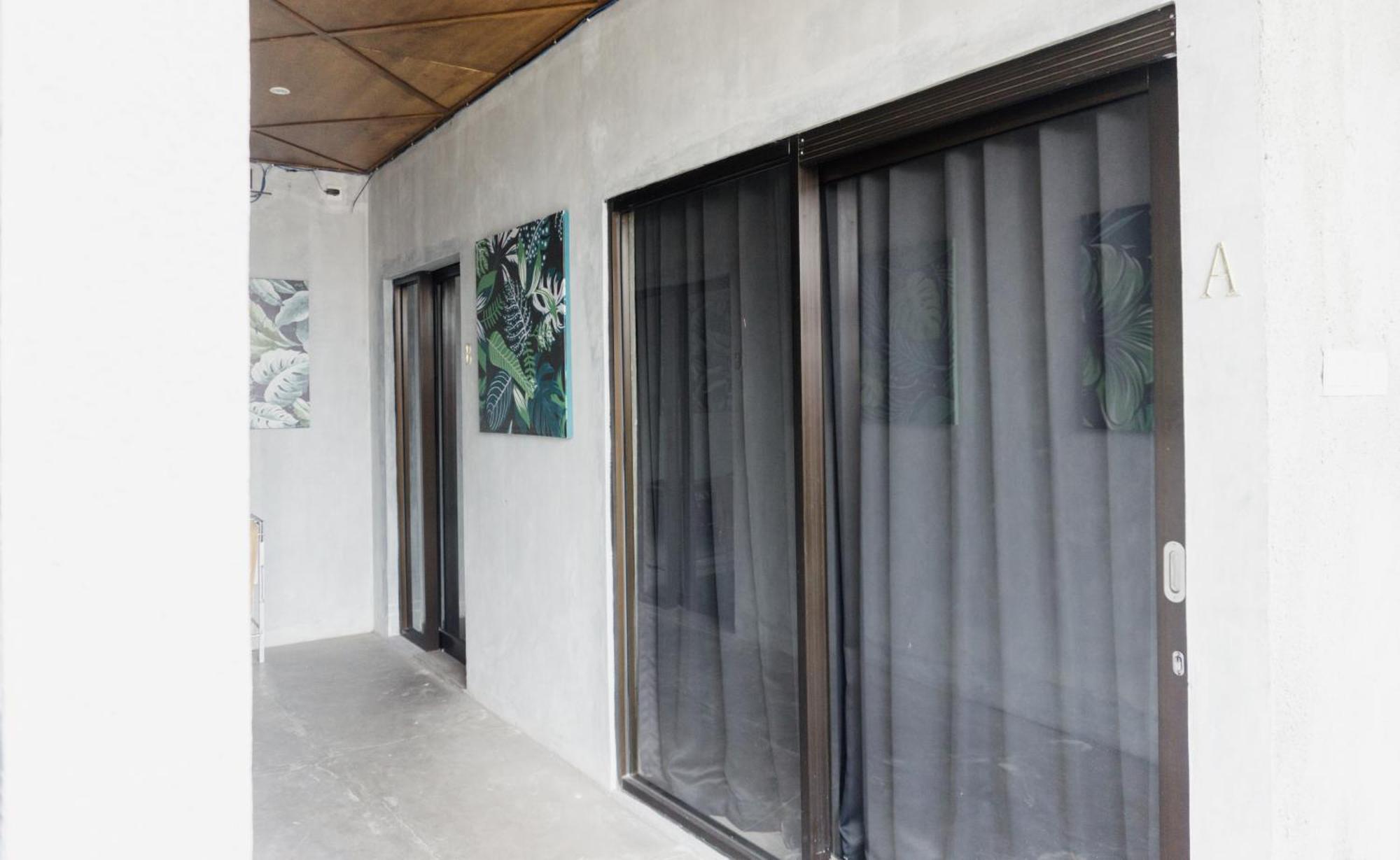Escotel Krisnantara Canggu  Ngoại thất bức ảnh